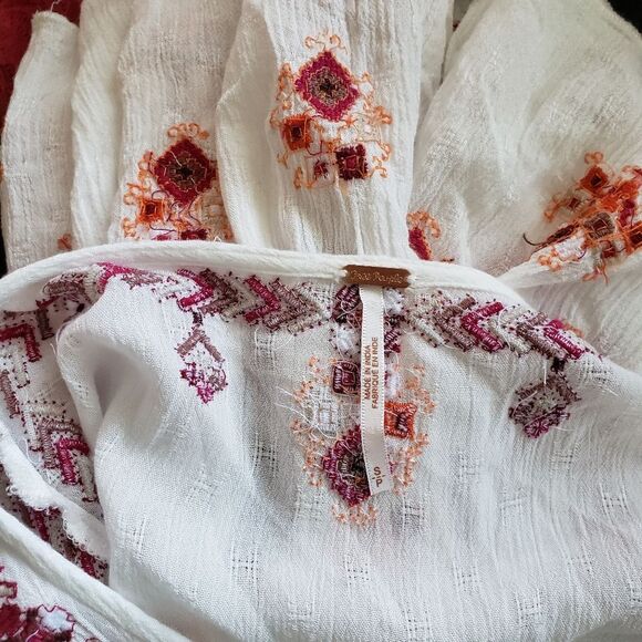 Free People Ariana Embroidered Oversized Tunic Blouse Top Women's Size Small - Picture 12 of 14